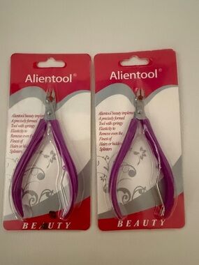 Purple Cuticle Nippers – Professional Nail Tool